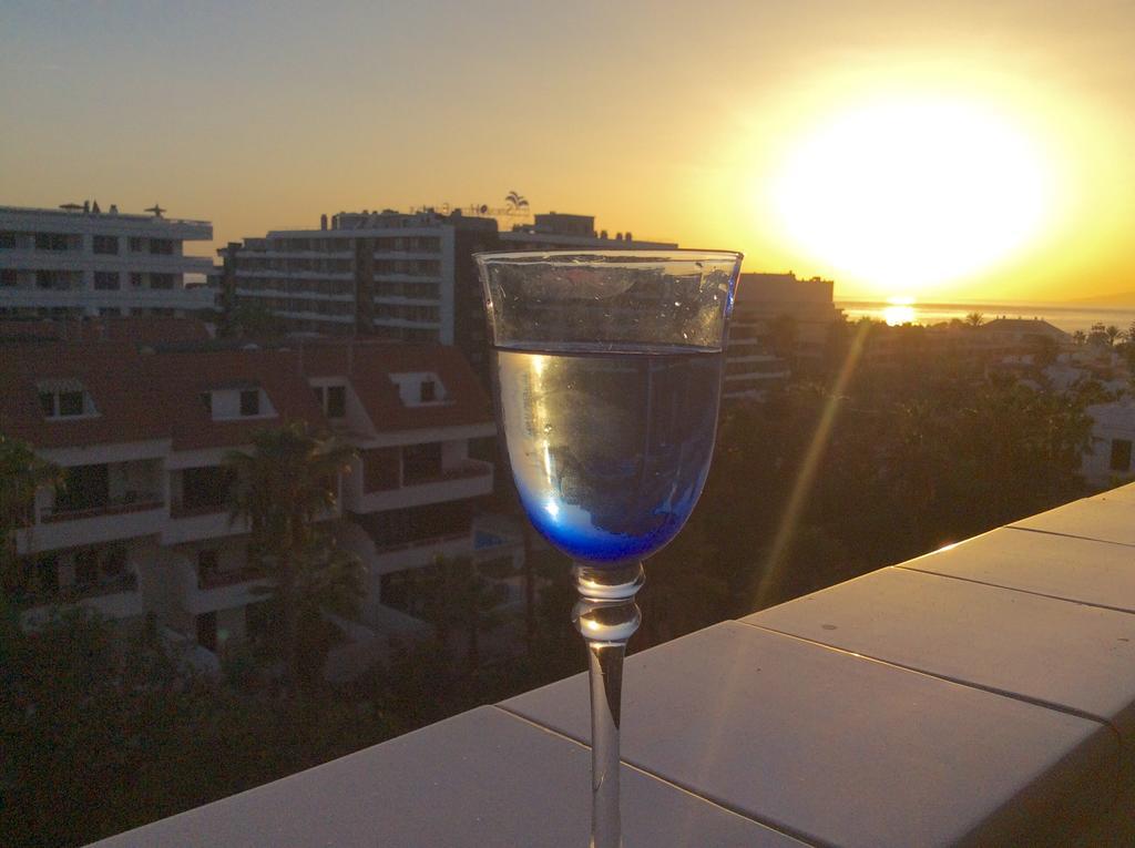 Apartment With Terrace In Playa De Las Americas Exteriör bild