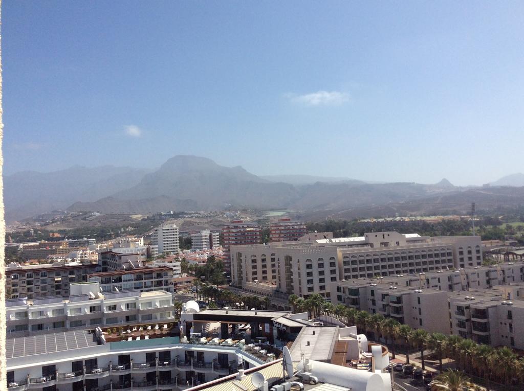 Apartment With Terrace In Playa De Las Americas Exteriör bild