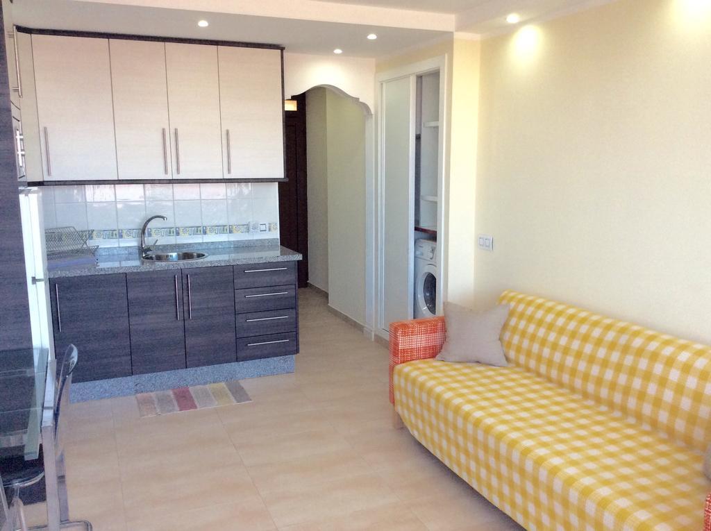 Apartment With Terrace In Playa De Las Americas Exteriör bild