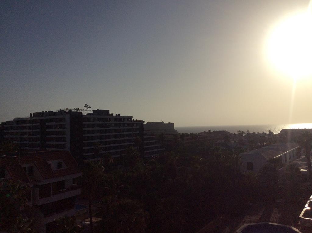 Apartment With Terrace In Playa De Las Americas Exteriör bild