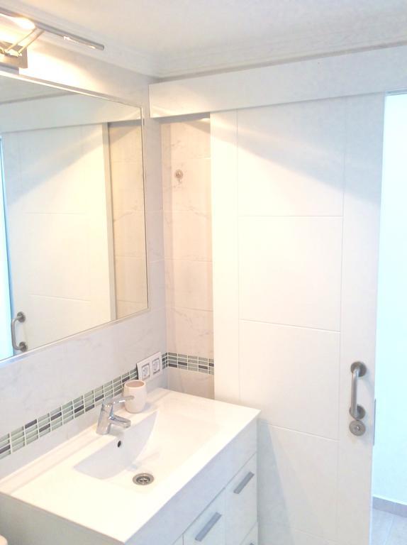Apartment With Terrace In Playa De Las Americas Exteriör bild